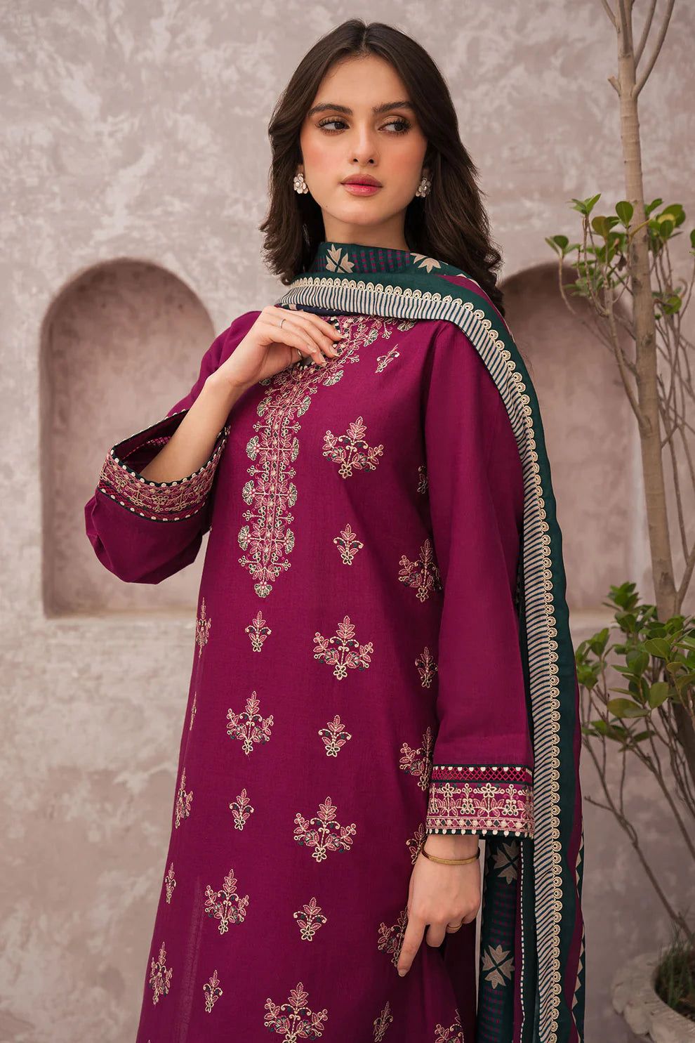 JAZMIN– Luxury Embroidered 3-Piece in Lawn unsticed -3